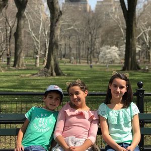 Meet your Posher, Esmeralda